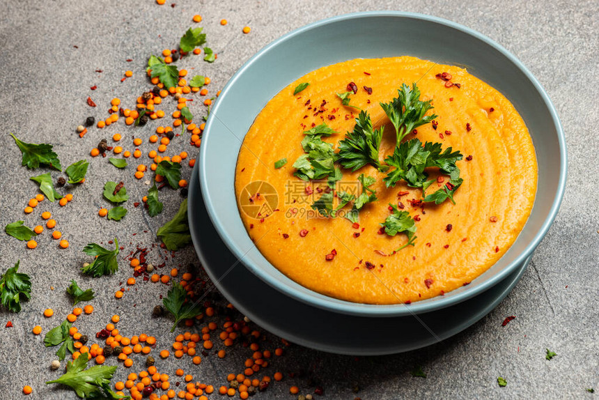 我在珠海挺好|汪娟萍:把产业导入乡村,带动村民多种经营增产增收